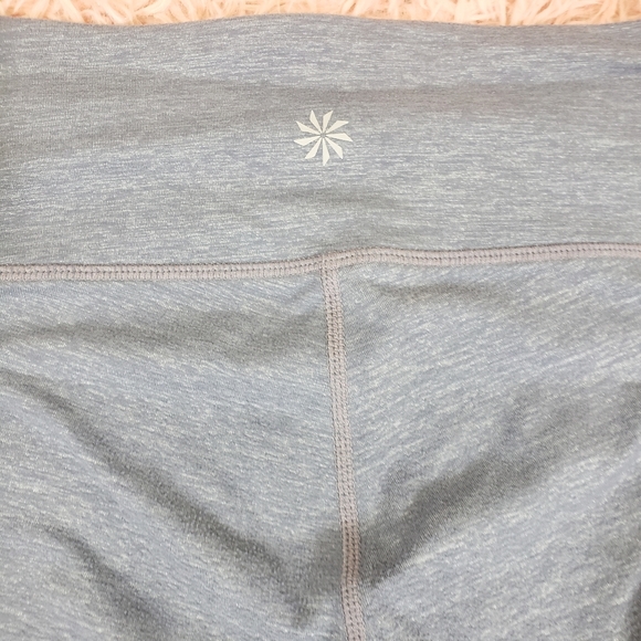 Athleta gray capris leggings size XS - Picture 4 of 8